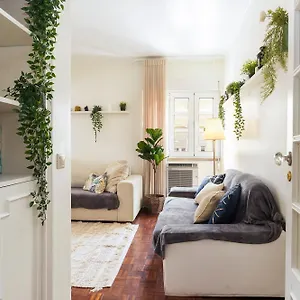 Gasthof Nesha Lucky Nr. 23, Lissabon